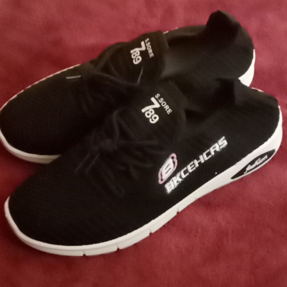 Skechers shoes